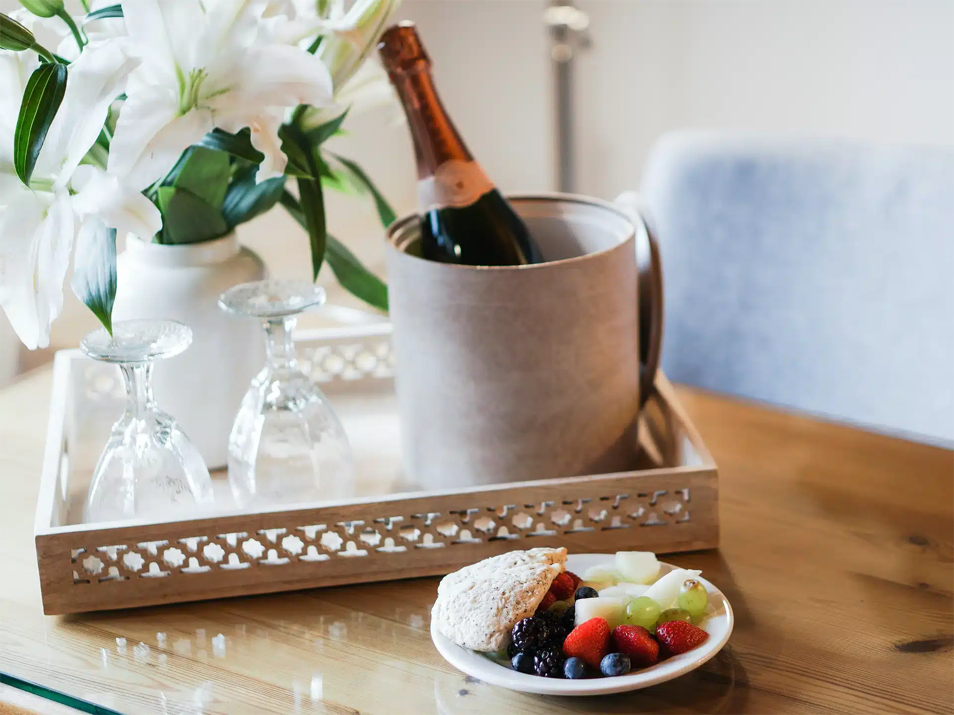 Solasta Manor boutique hotel brand identity, packaging